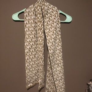 Michael Kors scarf